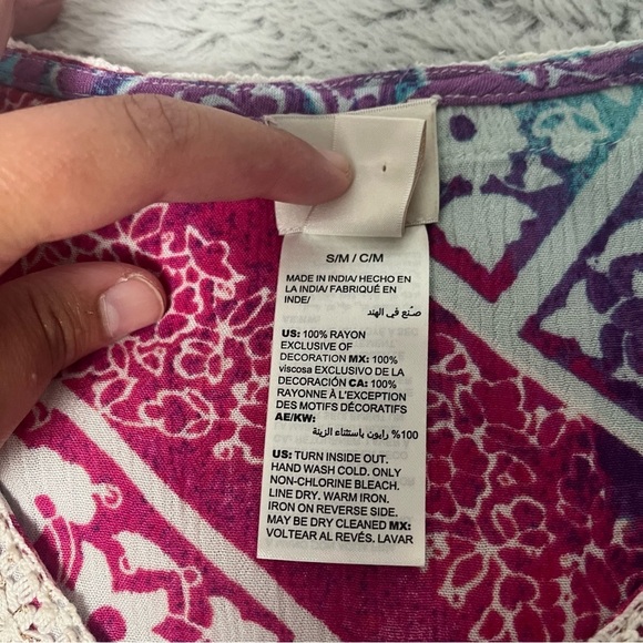 Chicos Kaleidoscope Medallion Poncho Top Crochet Metallic‎ Boho Beach Blouse S/M - Picture 5 of 9